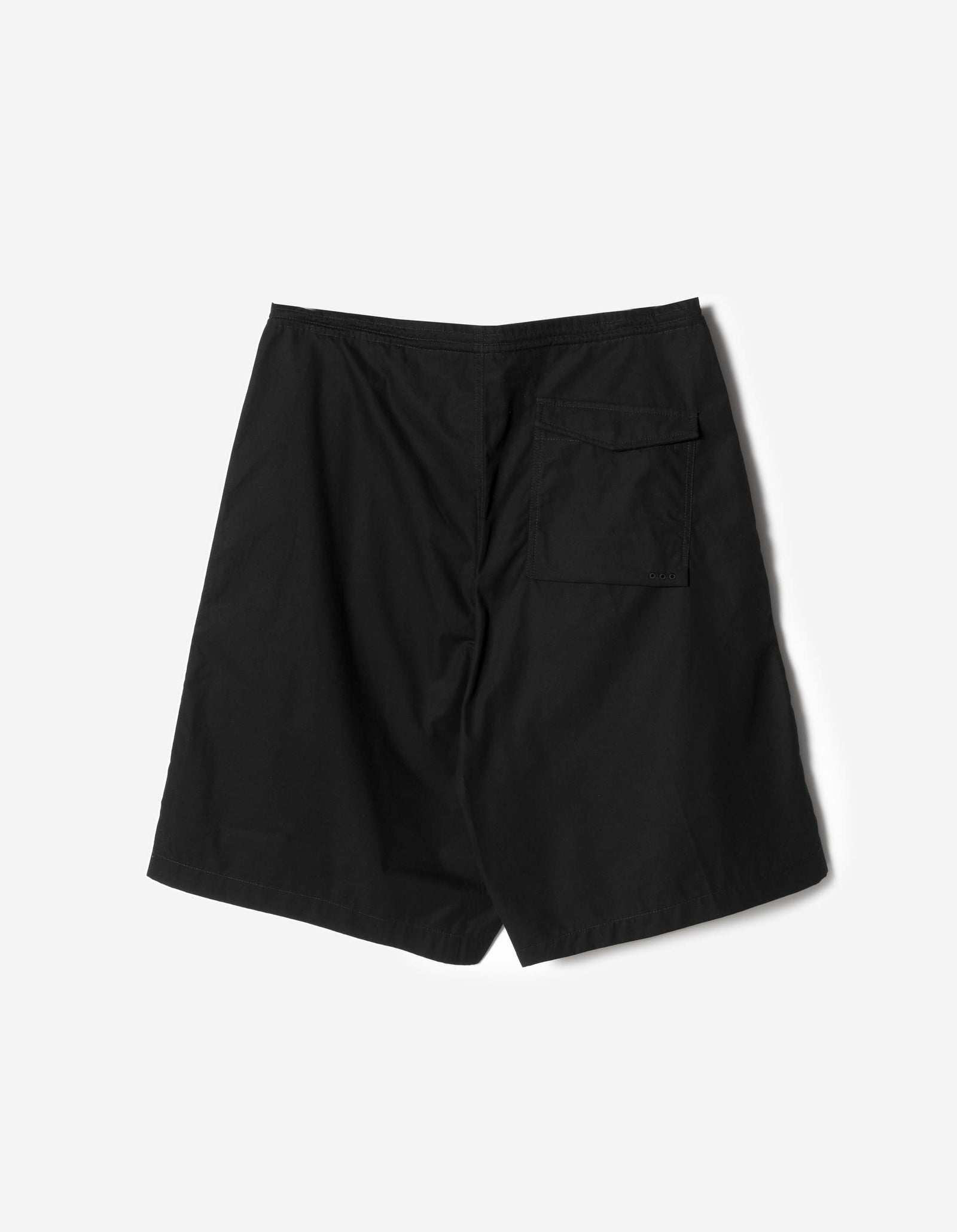 7337 Chimera Oversized Snoshorts Black