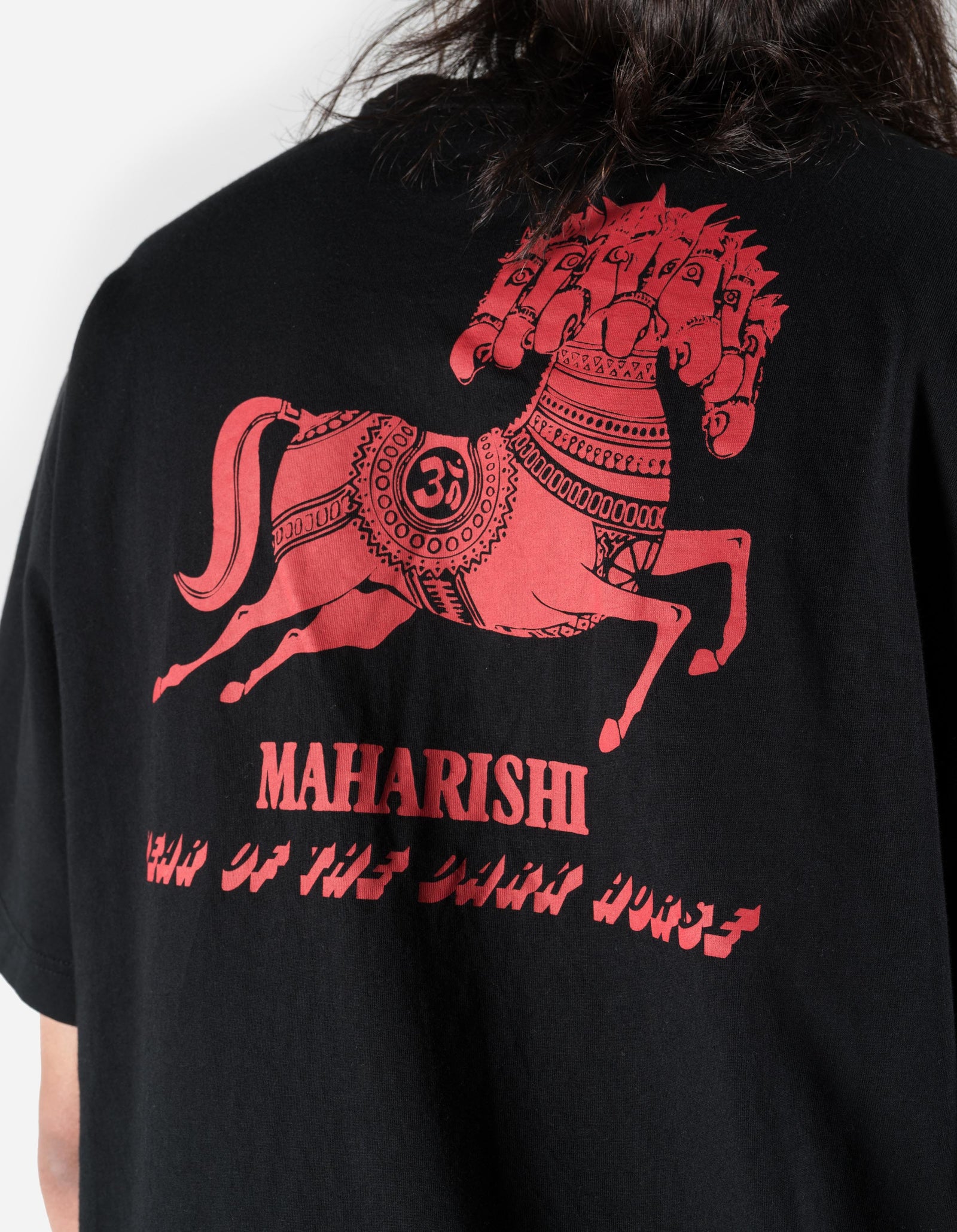 7463 Year of the Dark Horse S/S T-Shirt Black