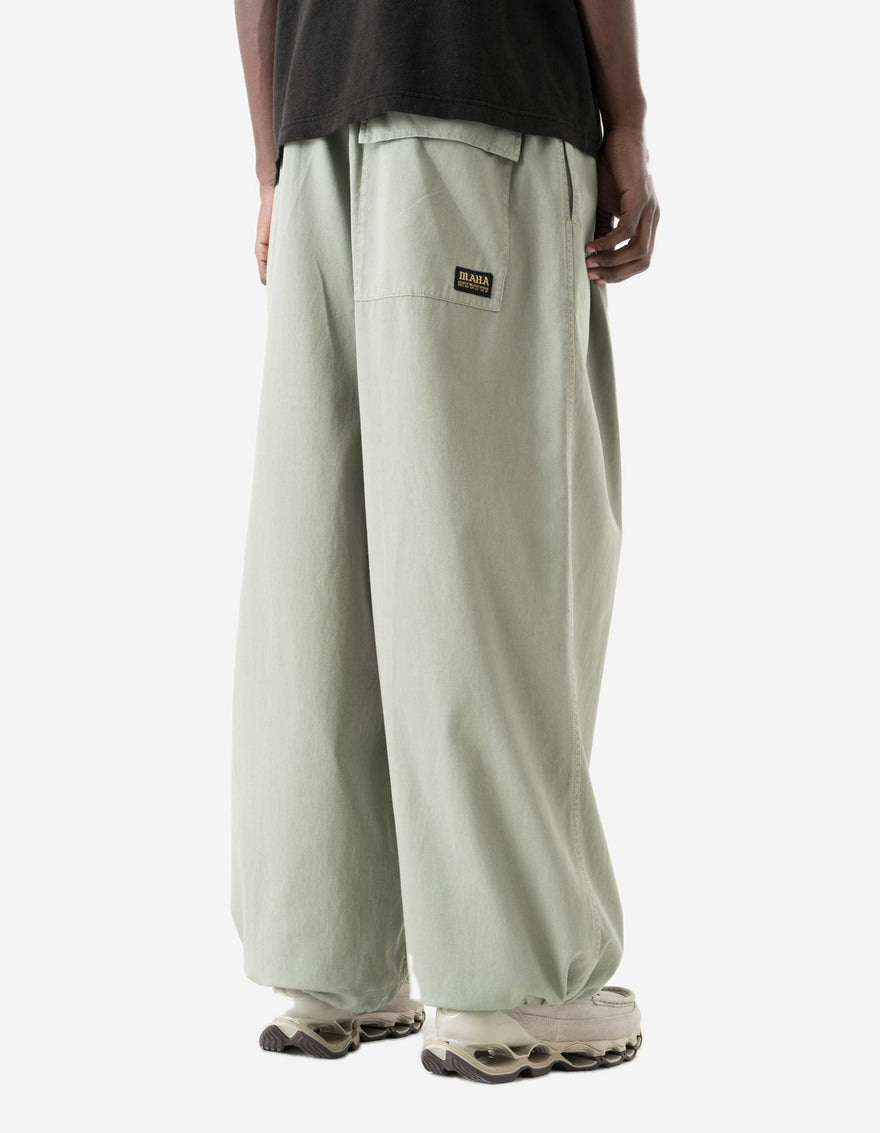 7589 Maha Loose Pleated Pants Sage