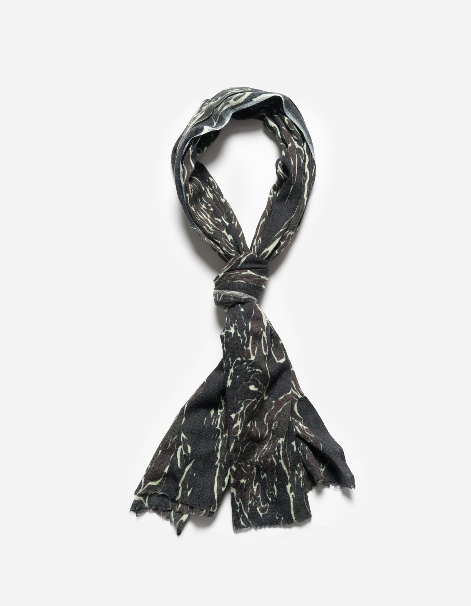 7718 Shadow Warrior Pashmina Jungle