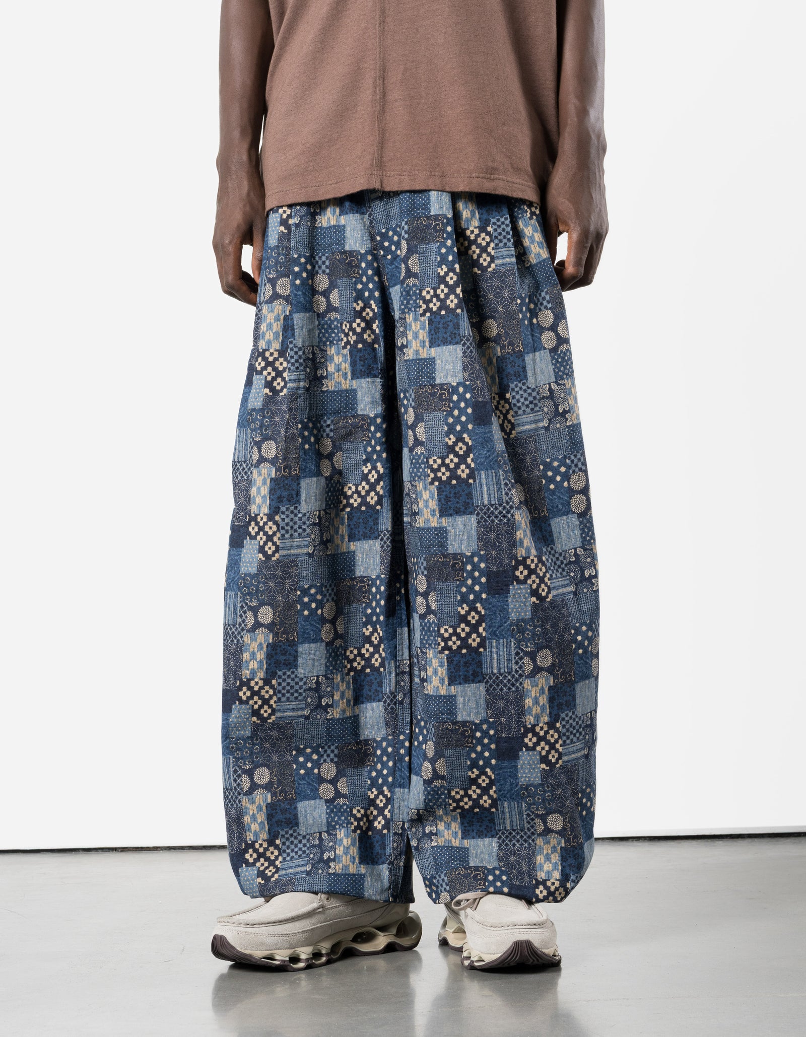 7607 Wagara Loose Pleated Pants Aizome Navy