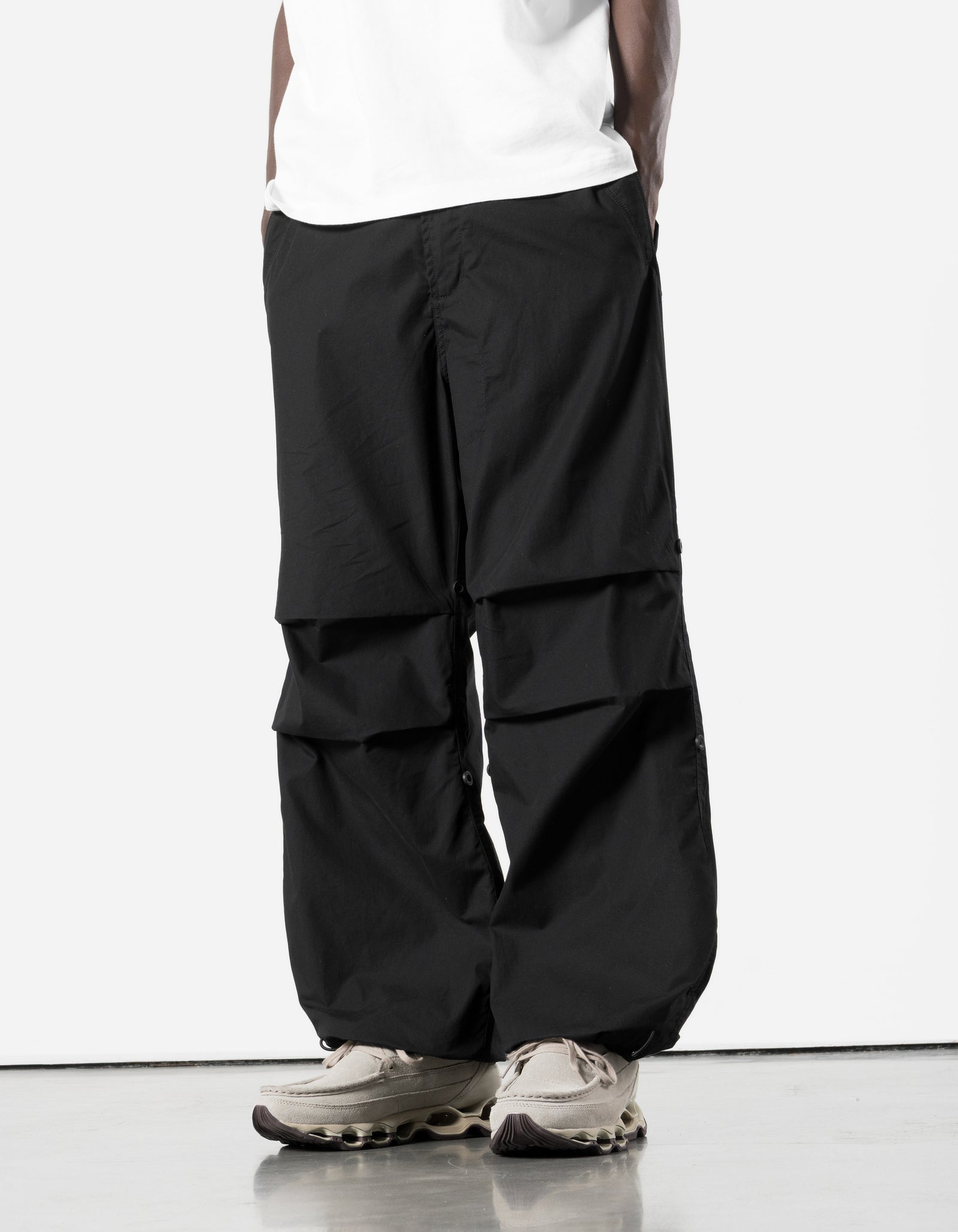 7682 Naga Loose Snopants® Black