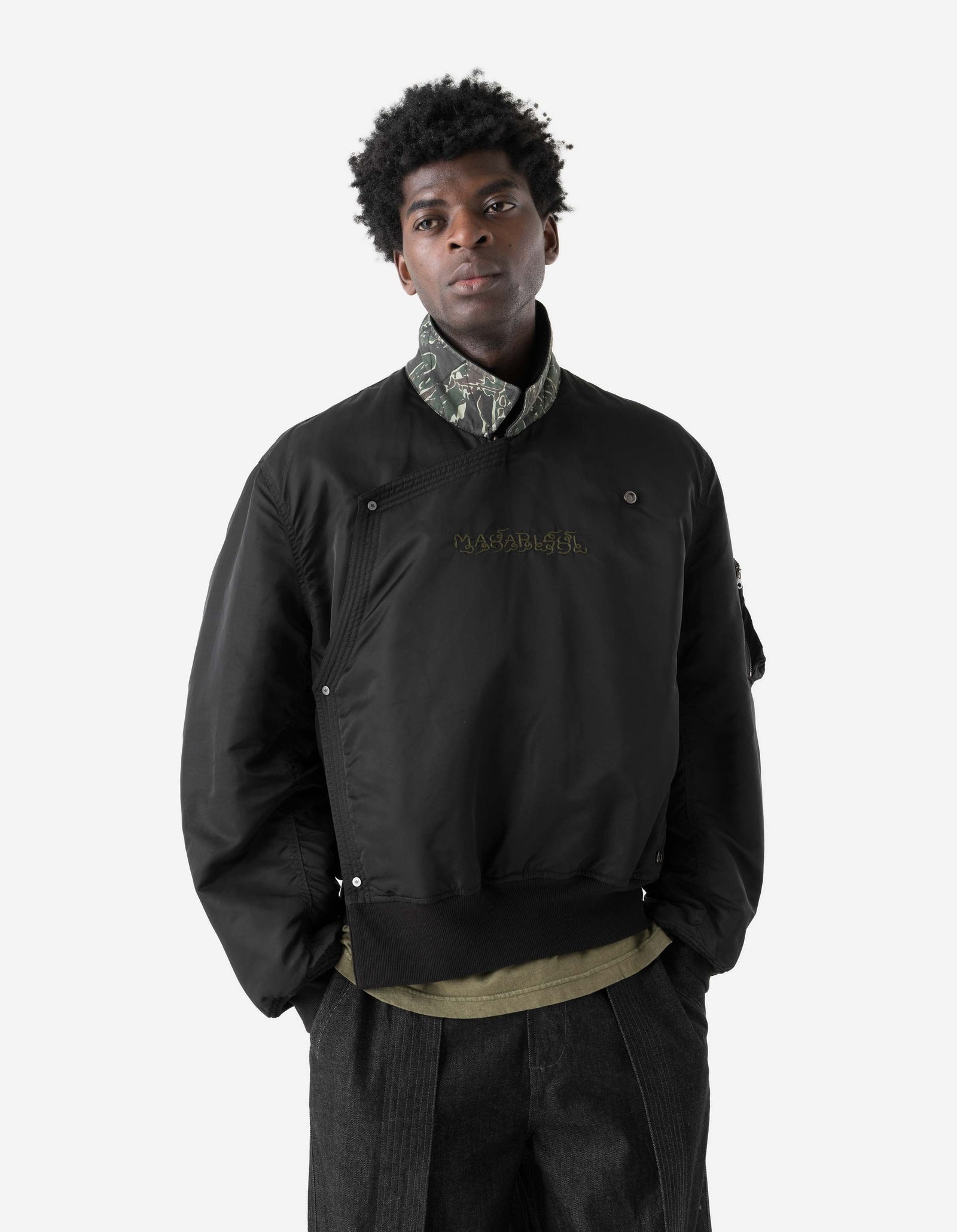 7691 A2 Monk Flight Jacket Black/Olive