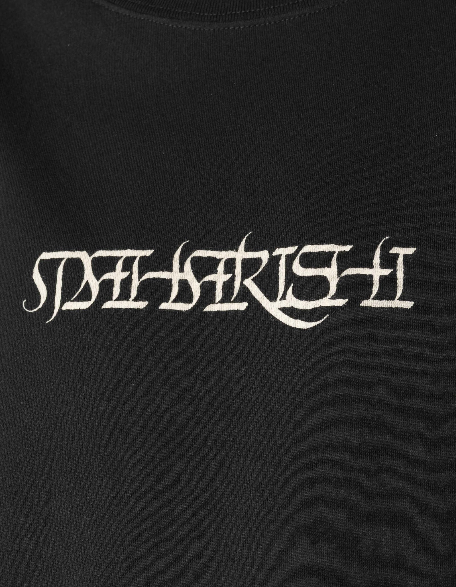 7551 Maha Script T-Shirt Black