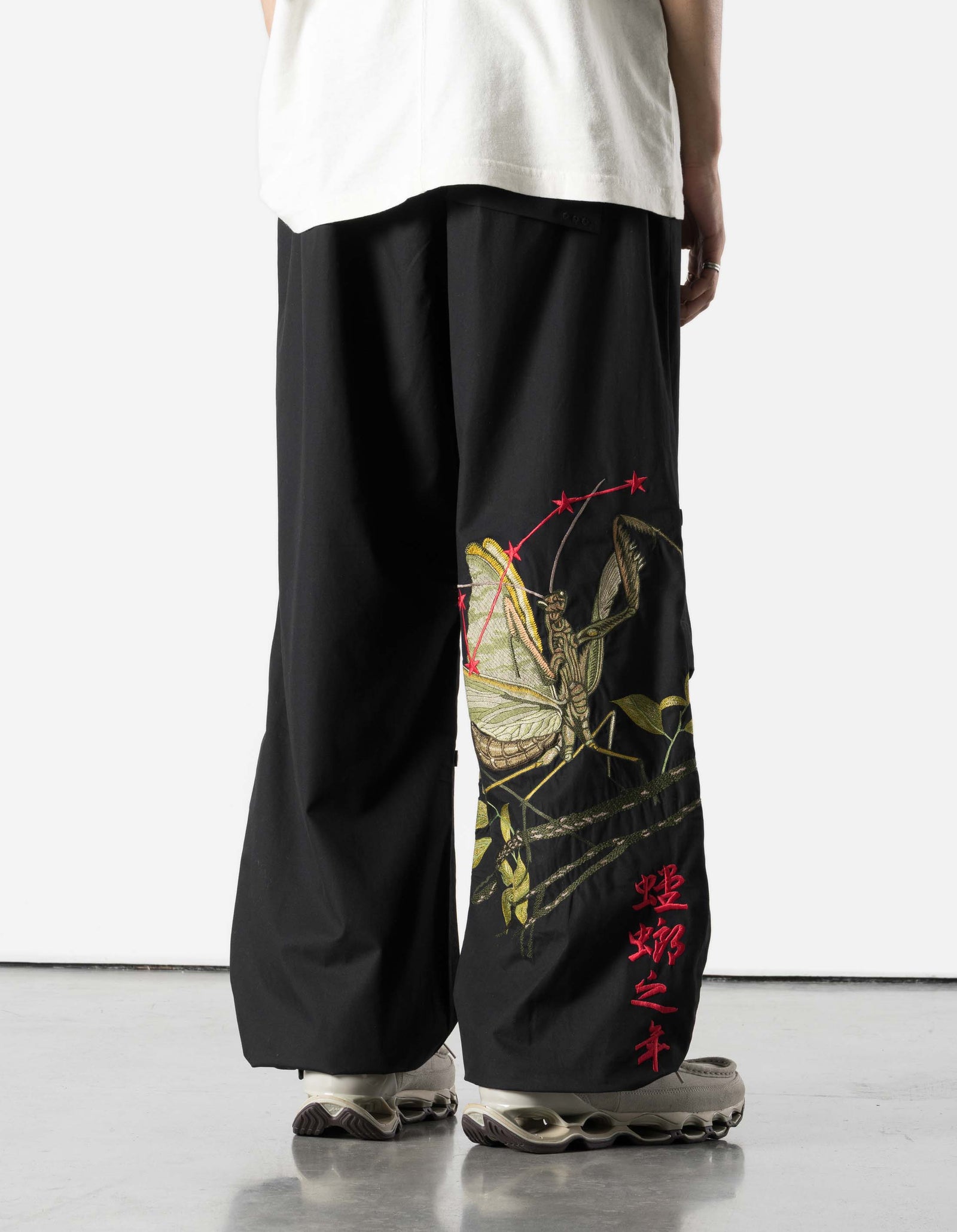 7557 7 Star Mantis Loose Snopants Black