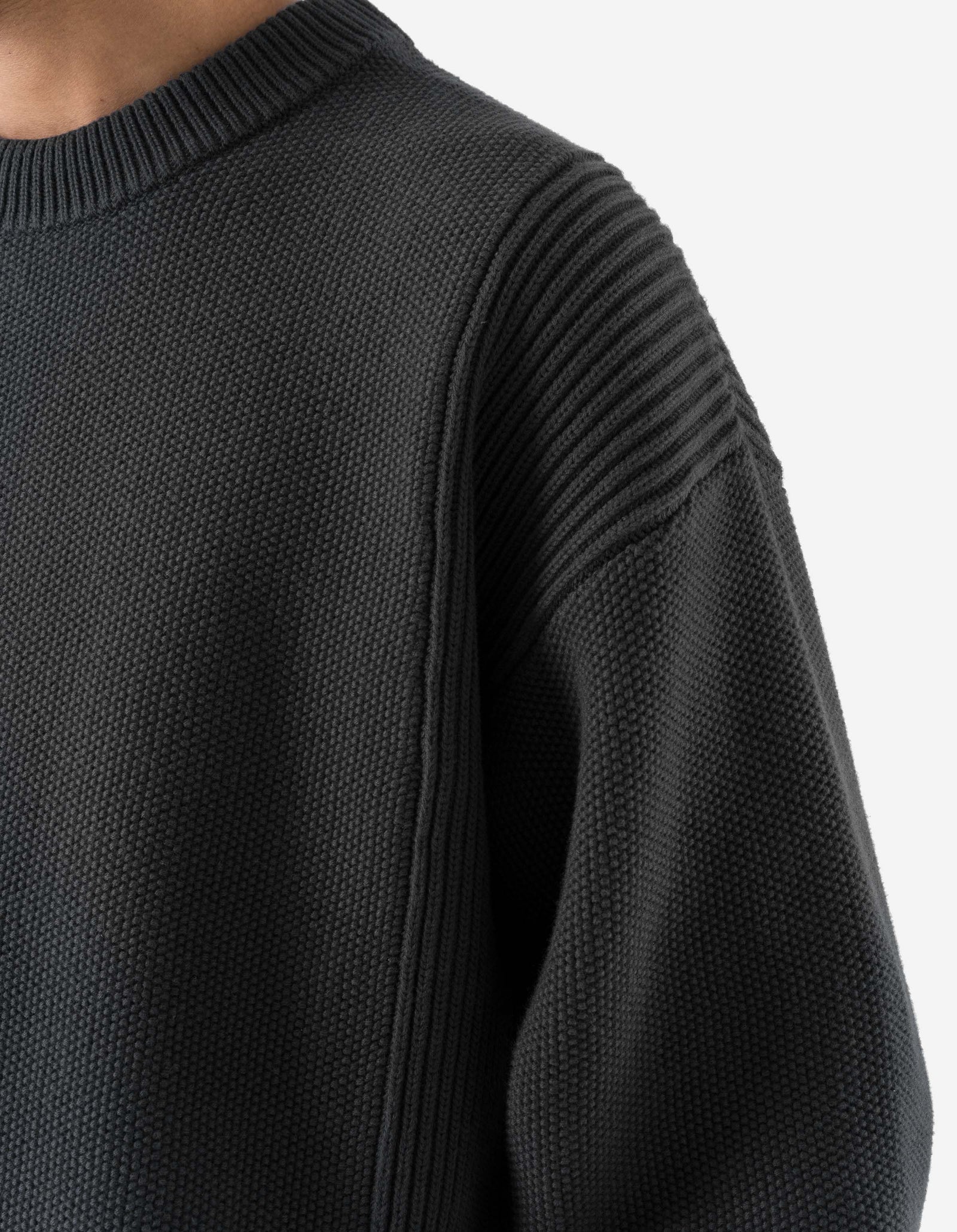 7273 Maharishi Knitted Crew Black