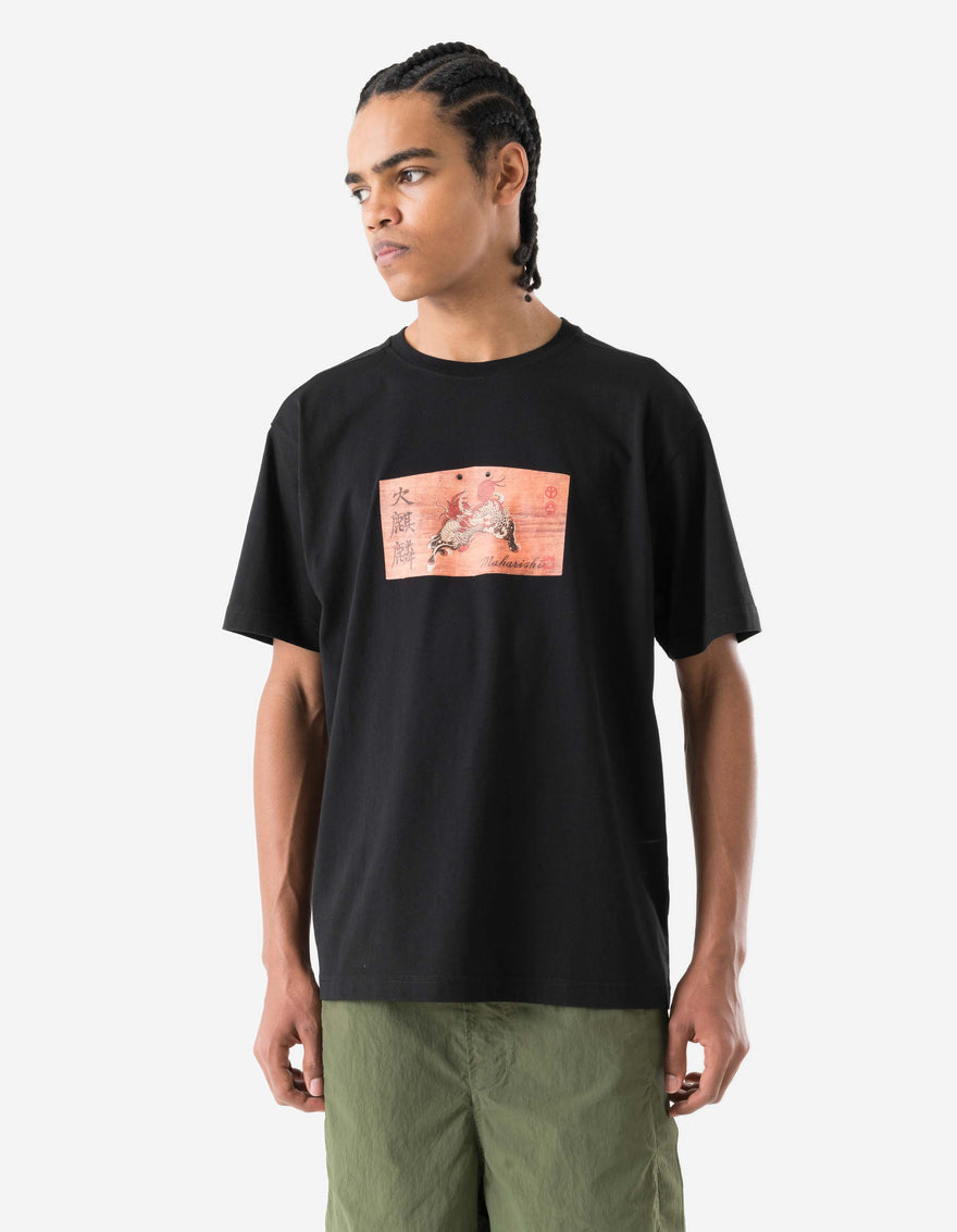 7240 Ema Kirin Plaque T-Shirt Black