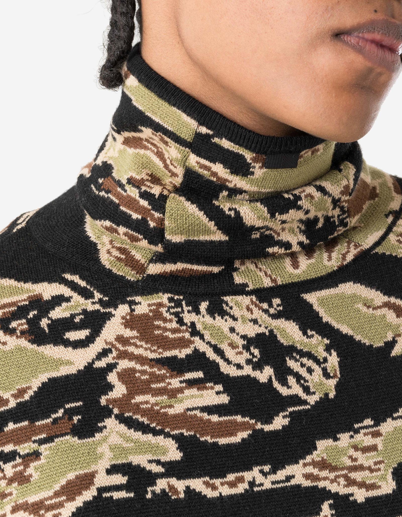 7286 Camo Half Balaclava Knit Woodland
