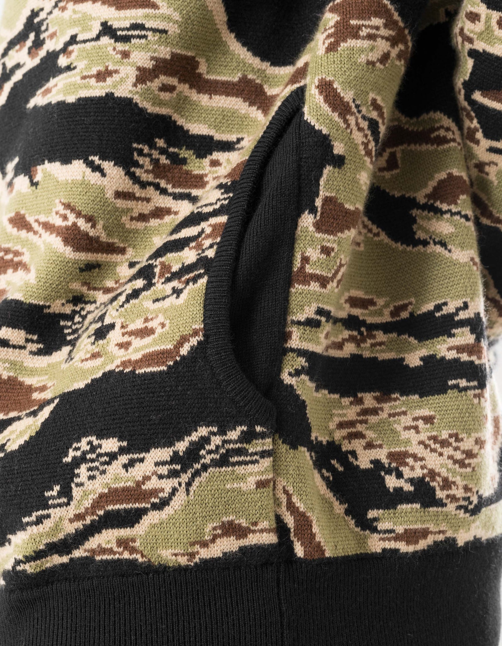 7286 Camo Half Balaclava Knit Woodland