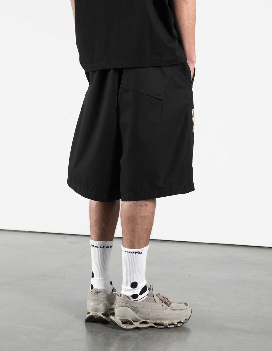 7337 Chimera Oversized Snoshorts Black
