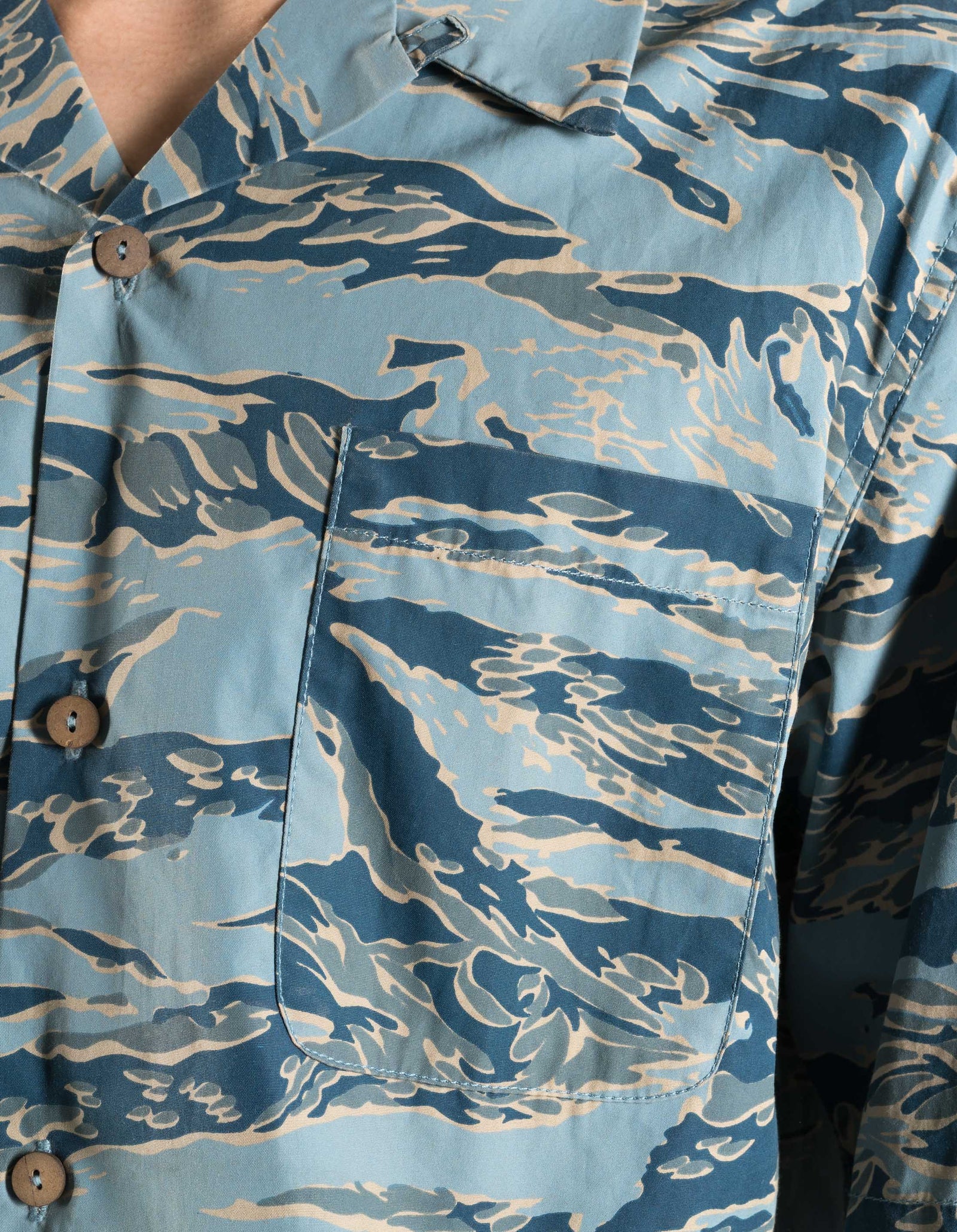 7375 Tigerstripe Camp Collar Shirt Urban