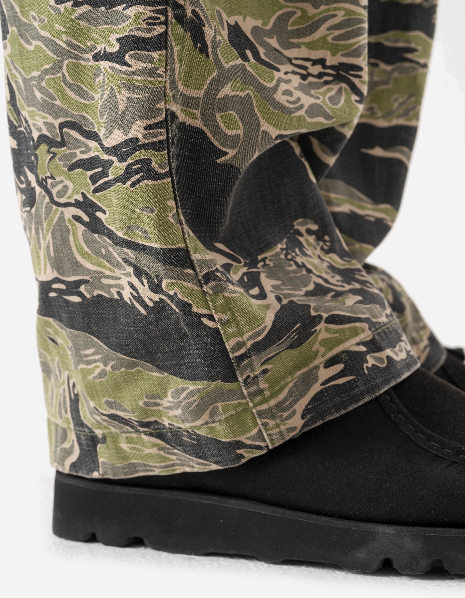 7259 Green Berets Cargo Utility Pant John Wayne Colourway