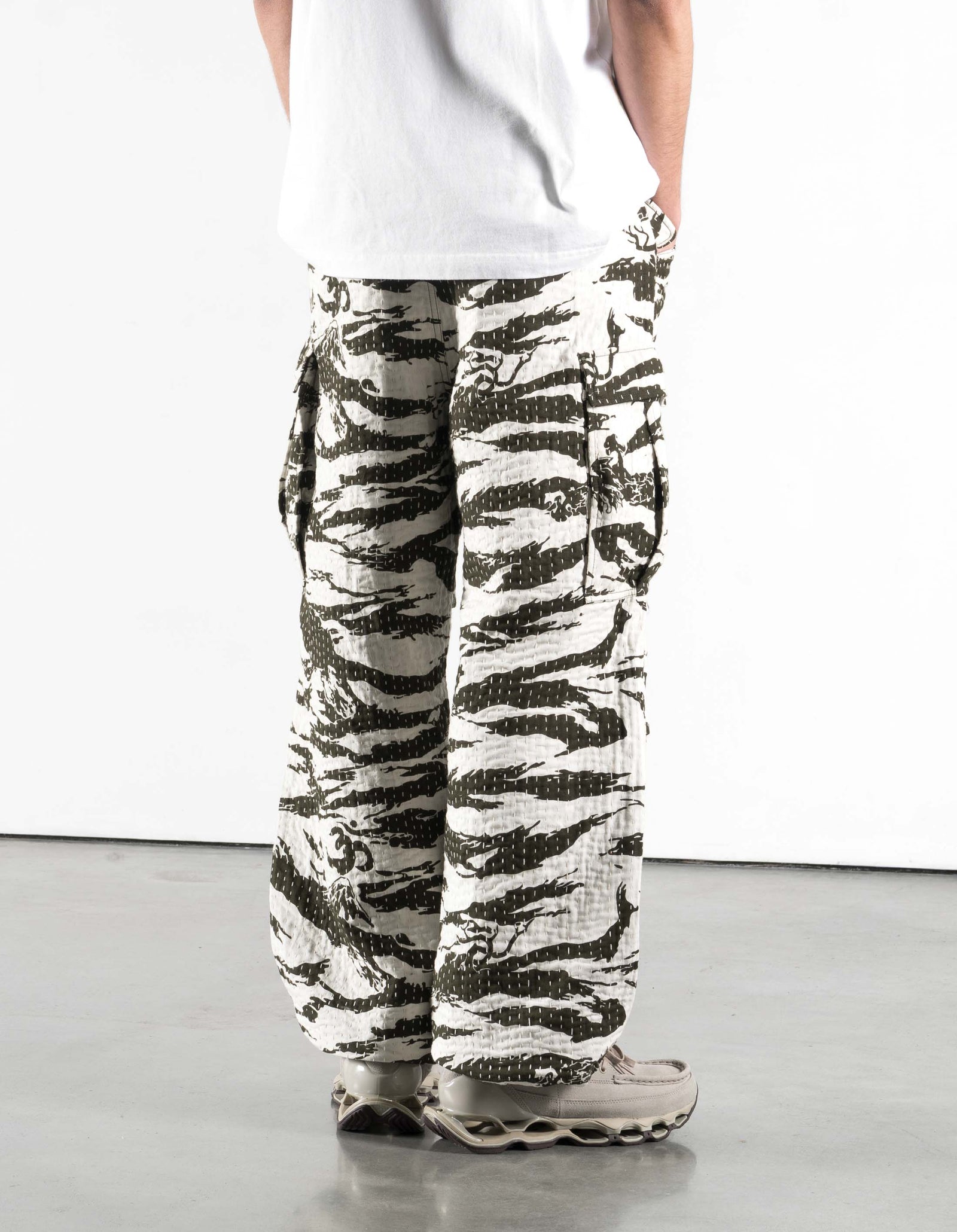 7334 Tigerstripe Stitch M65 Pants Ecru/Olive