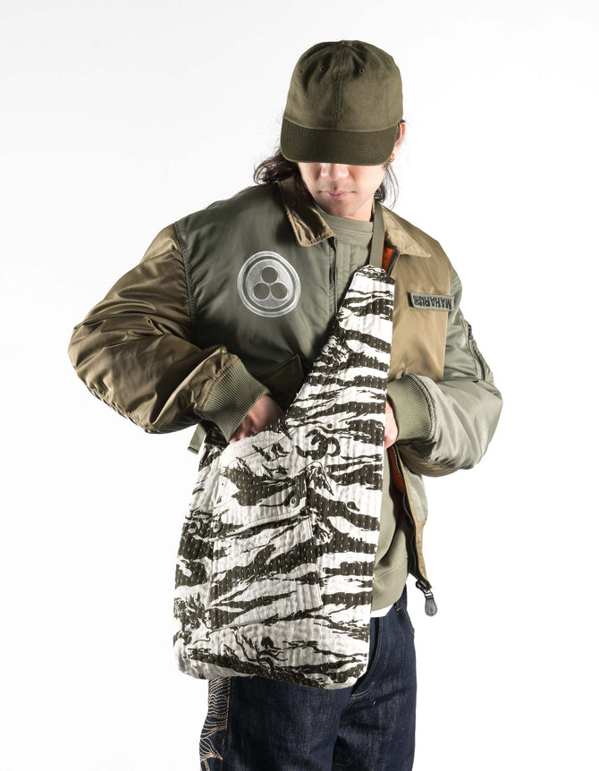 7335 Tigerstripe Monk Sling Bag Ecru/Olive