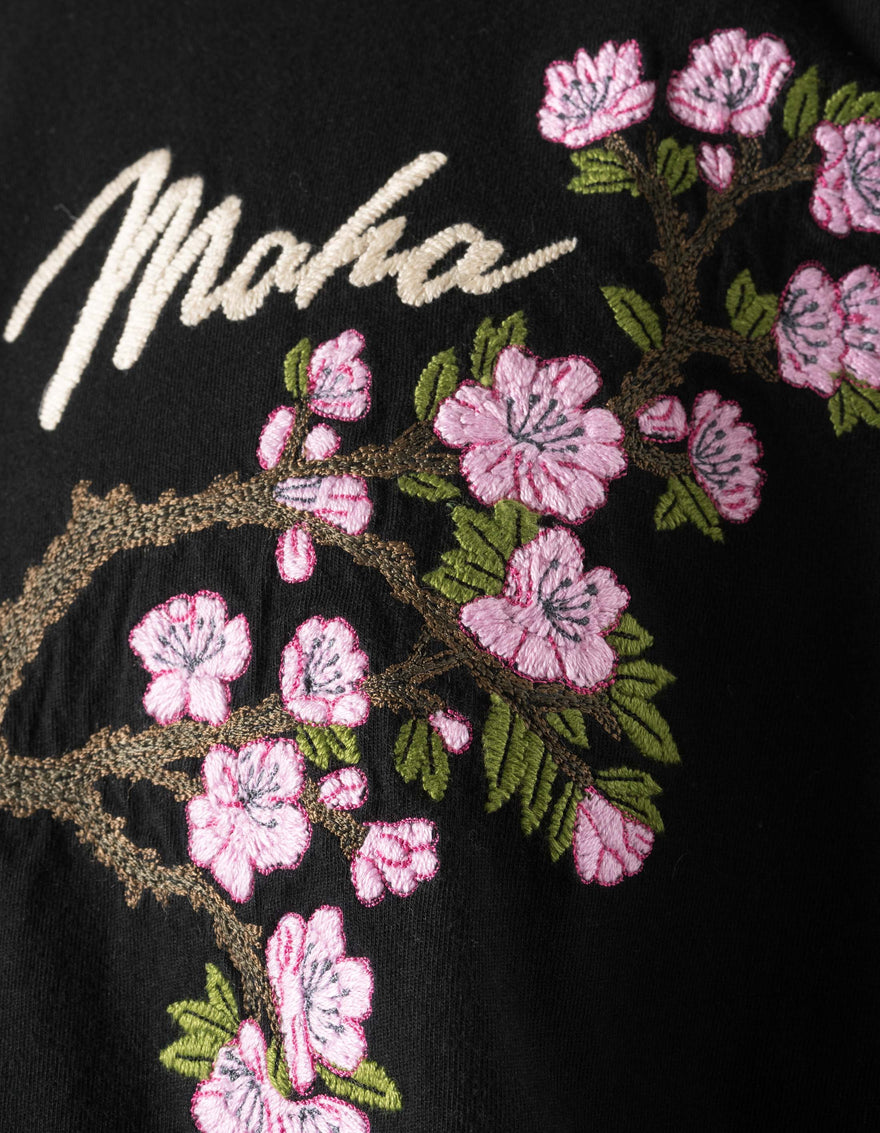 7352 Sakura Serenity S/S T-Shirt Black