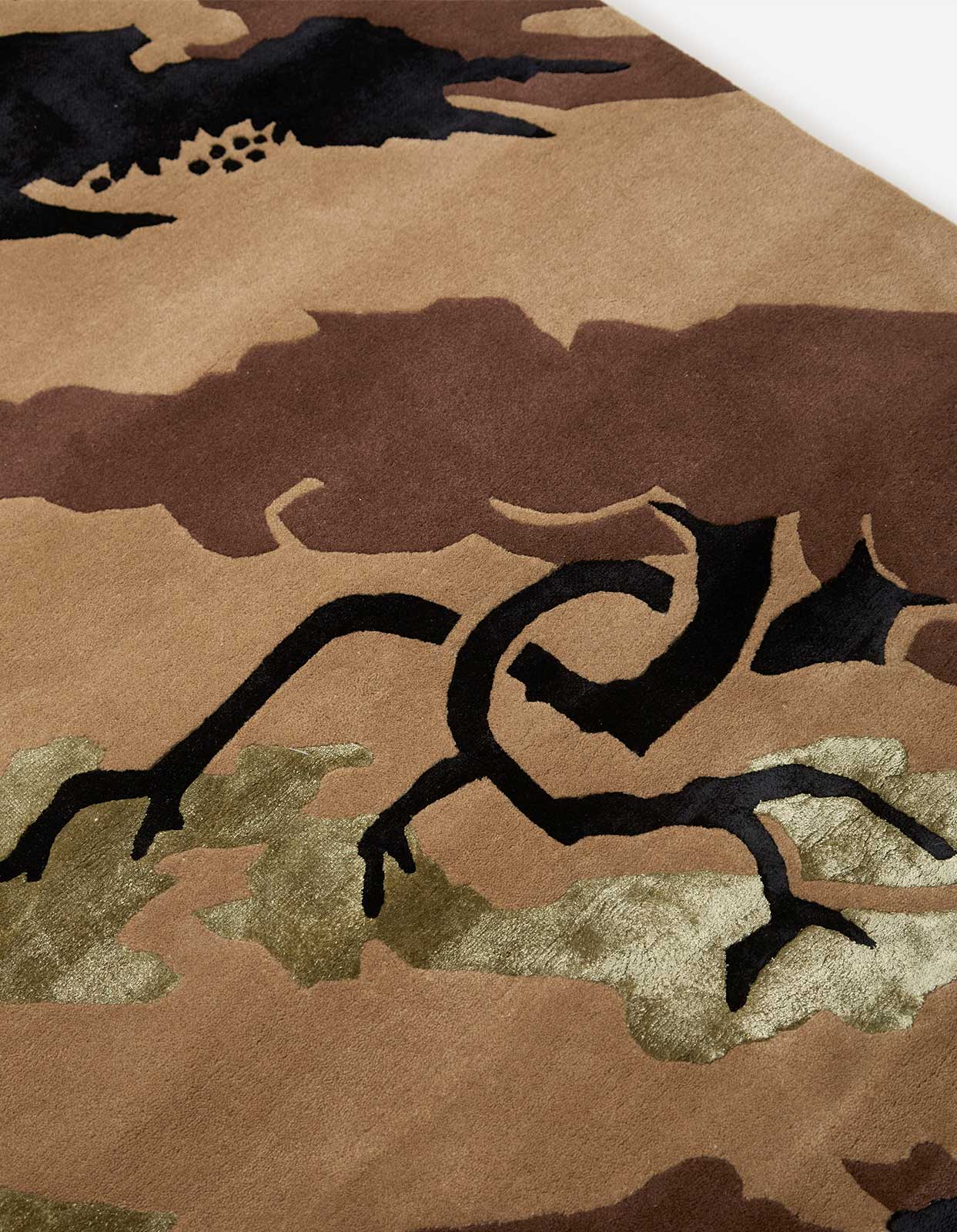 2158 DPM: Bonsai Forest Rug Large Woodland